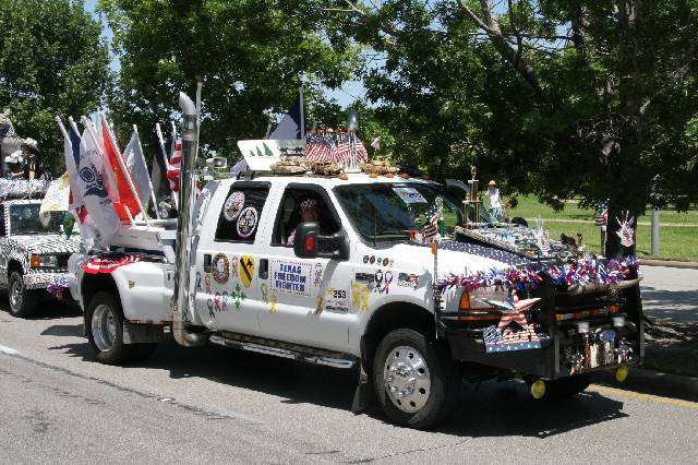 2006_ArtCar_3_Parade 193 